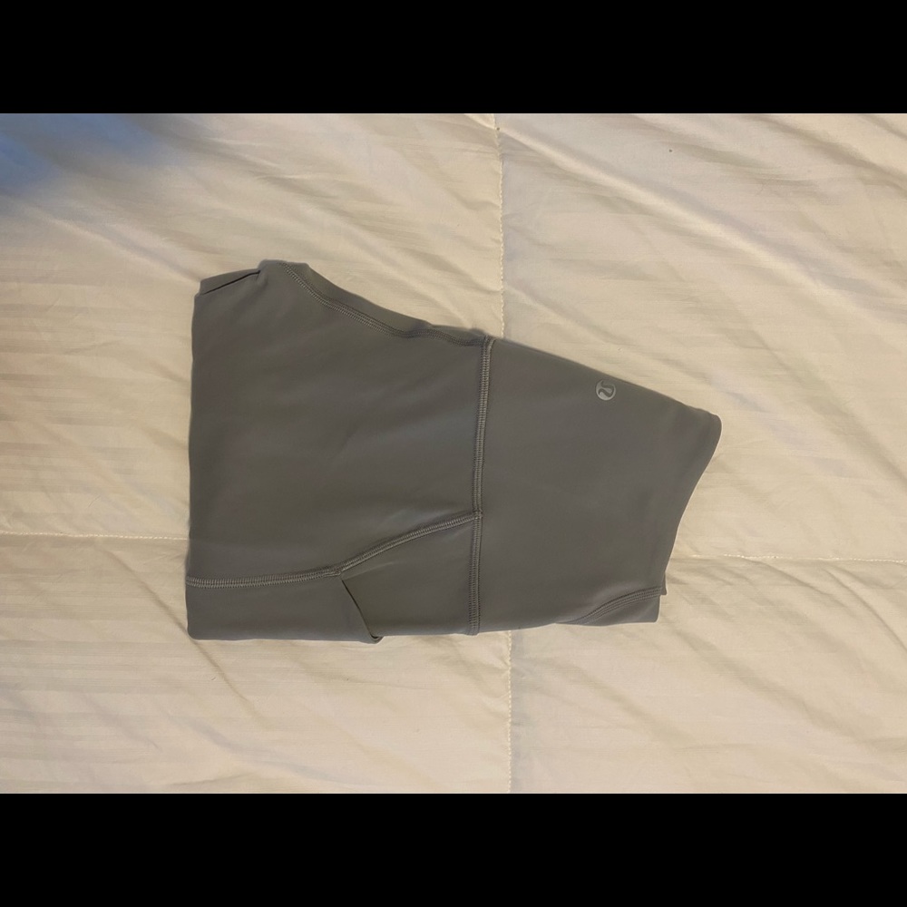Lululemon rhino grey align 25” with pockets